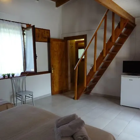 Agriturismo Camboni Farm stay