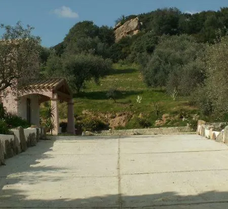 Agriturismo Camboni Farm stay *